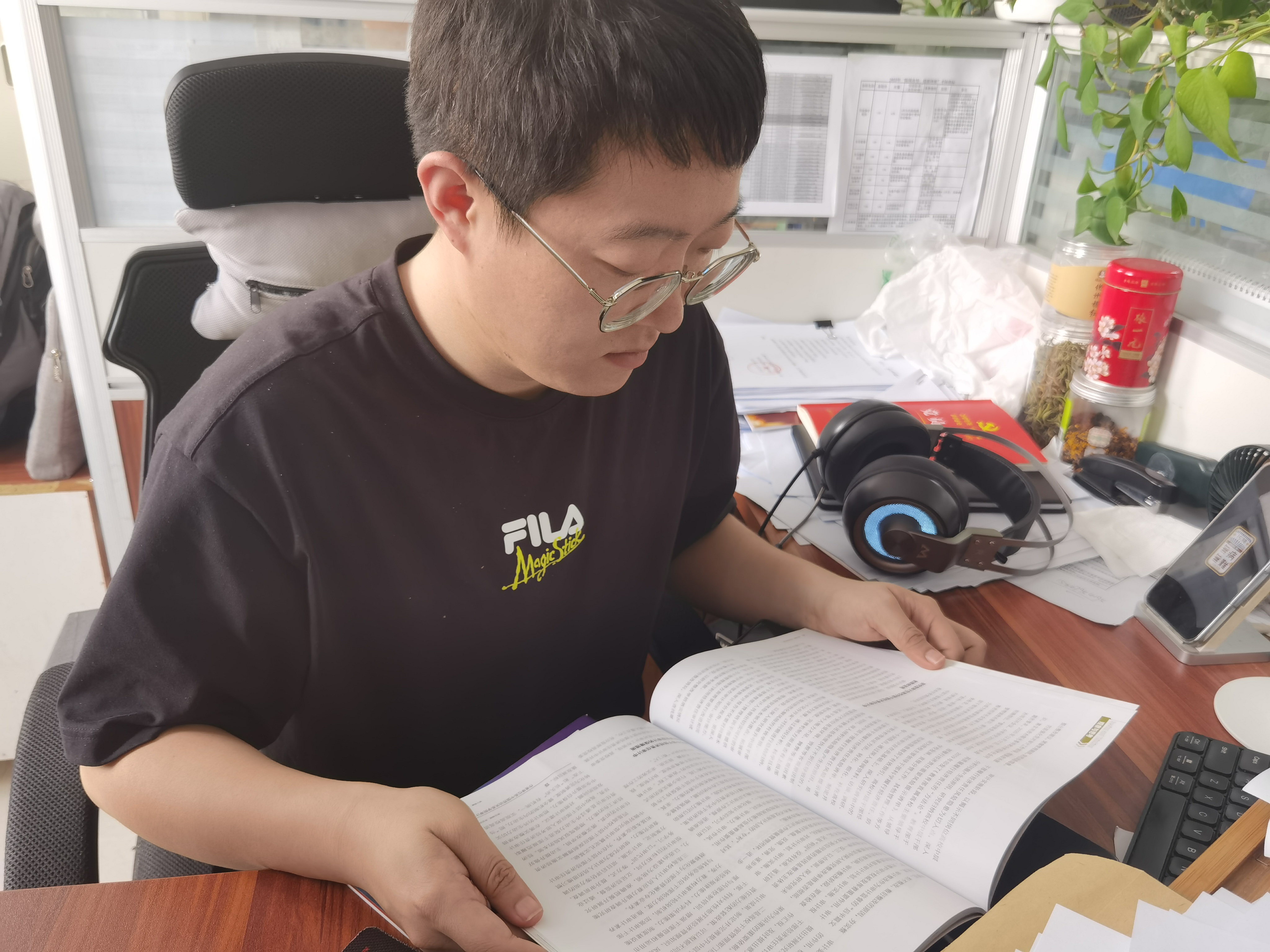 刘冠群.jpg