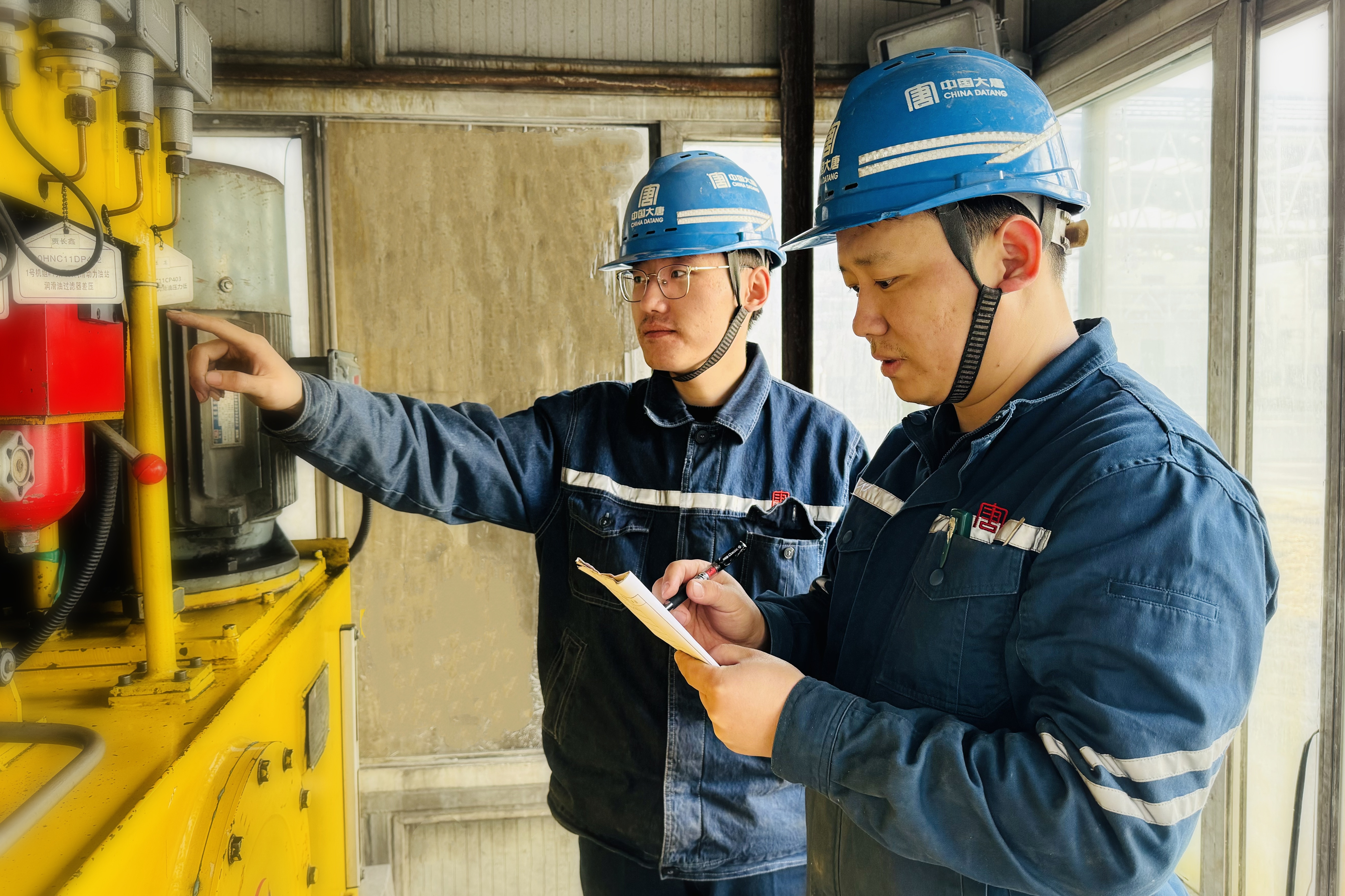 1712727067566046601.jpg 【现场风采】武安发电公司:铆足干劲绷劲“安全弦” (4).jpg